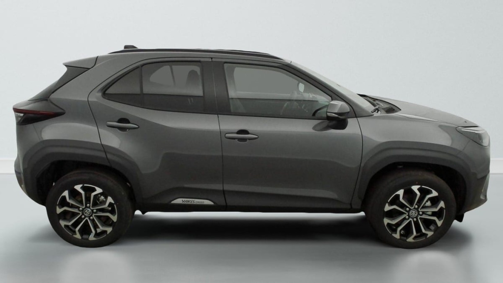 TOYOTA Yaris Cross Hybride 130h 2WD Design - ref: 1-349740 - Photo 8