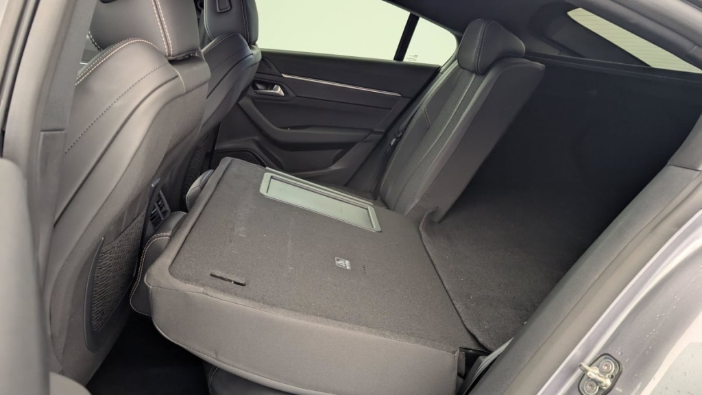 PEUGEOT 508 BlueHDi 130 ch S S EAT8 Allure - ref: 1-350400 - Photo 12