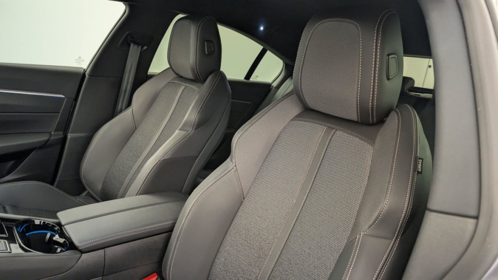 PEUGEOT 508 BlueHDi 130 ch S S EAT8 Allure - ref: 1-350400 - Photo 16