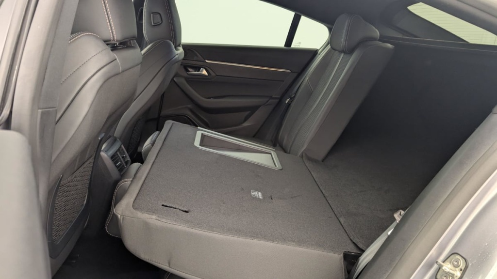 PEUGEOT 508 BlueHDi 130 ch S S EAT8 Allure - ref: 1-350401 - Photo 12