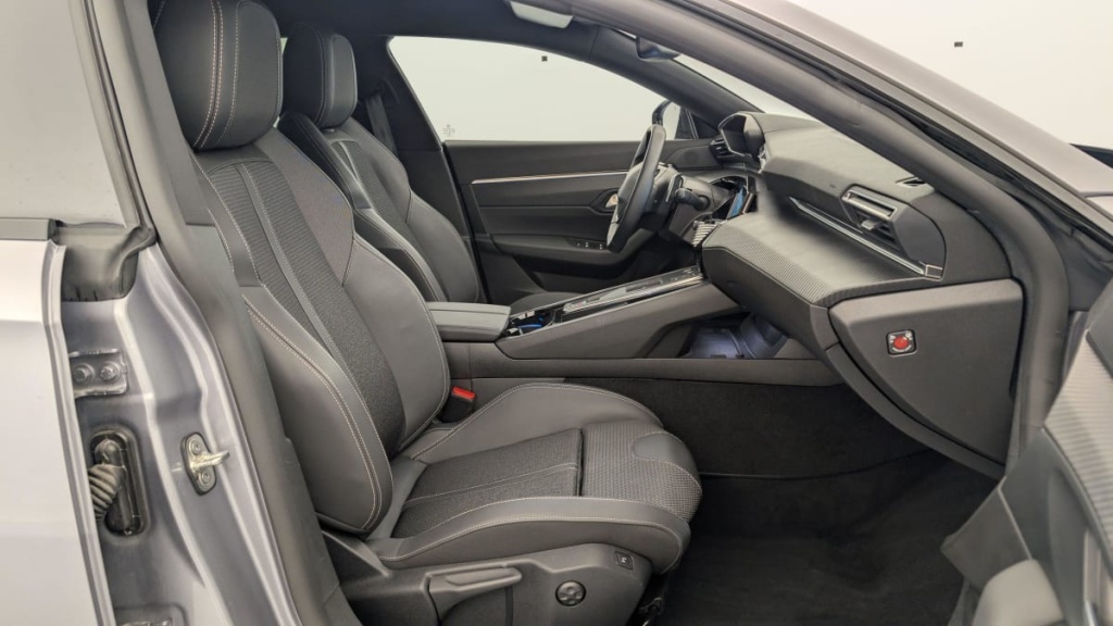 PEUGEOT 508 BlueHDi 130 ch S S EAT8 Allure - ref: 1-350401 - Photo 9