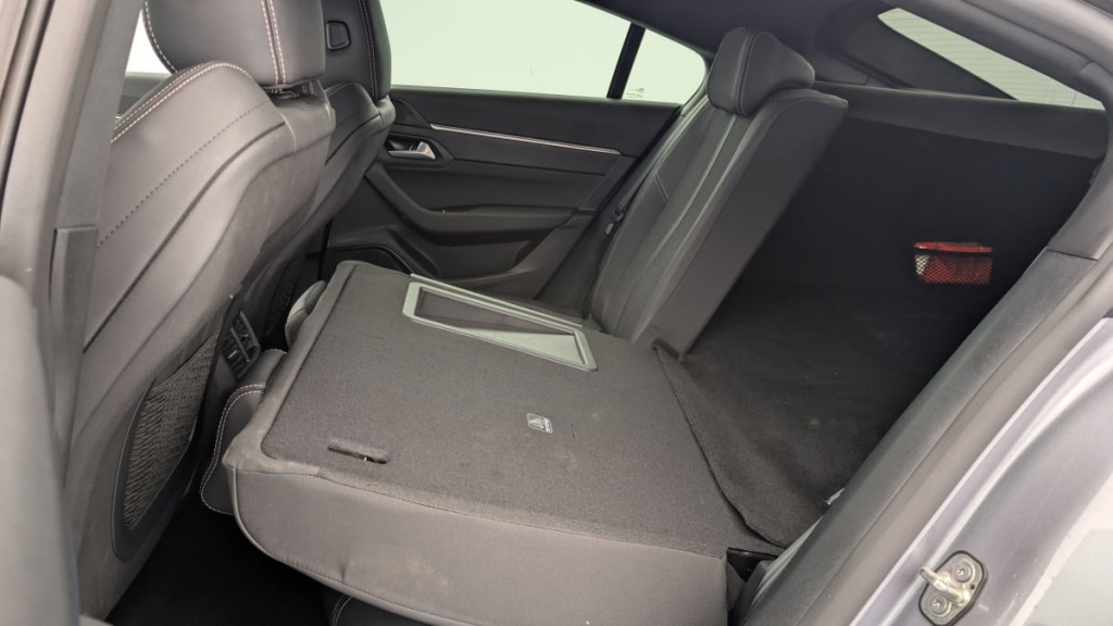 PEUGEOT 508 BlueHDi 130 ch S S EAT8 Allure - ref: 1-350403 - Photo 12