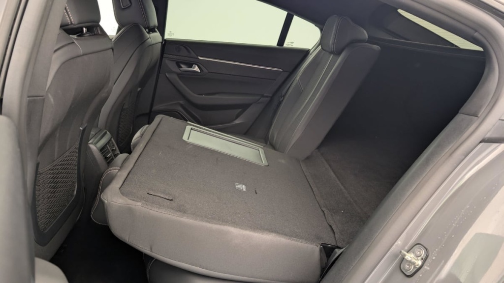 PEUGEOT 508 BlueHDi 130 ch S S EAT8 Allure - ref: 1-350407 - Photo 12