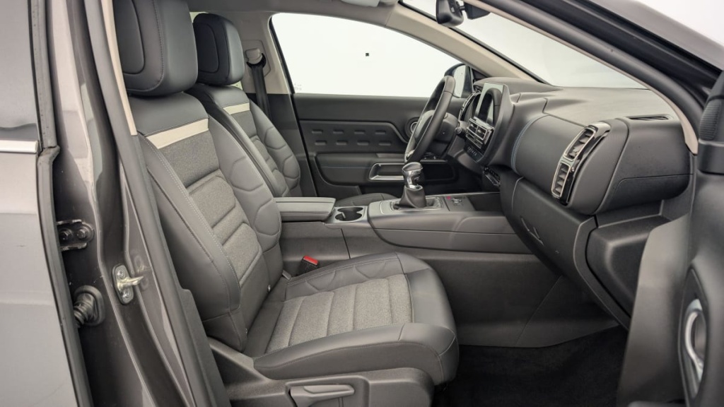 CITROEN C5 Aircross PureTech 130 BVM6 Plus - ref: 1-350525 - Photo 9