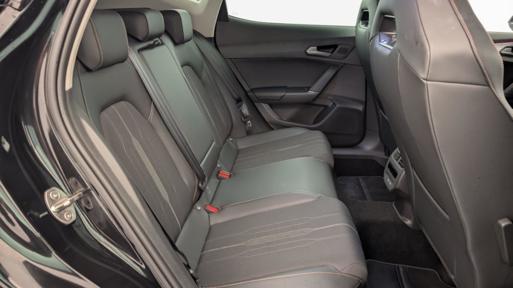CUPRA Formentor 1.4 e-HYBRID 204 ch DSG6 V - ref: 1-350567 - Photo 10