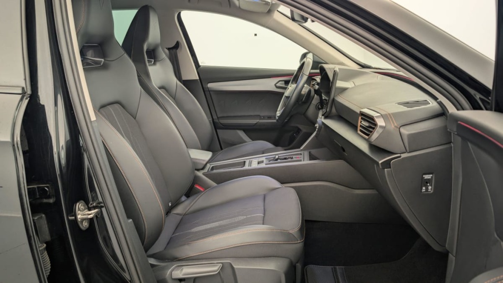 CUPRA Formentor 1.4 e-HYBRID 204 ch DSG6 V - ref: 1-350567 - Photo 9