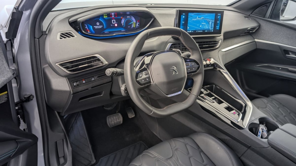 PEUGEOT 3008 Hybrid 136 e-DCS6 Allure Pack - ref: 1-350575 - Photo 15