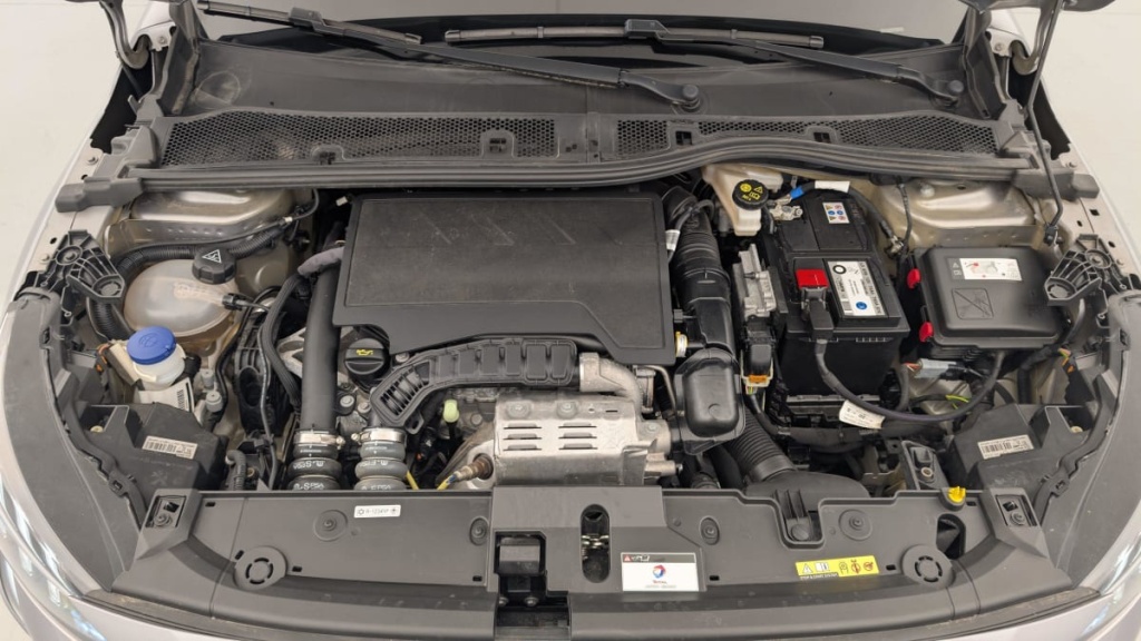 PEUGEOT 208 PureTech 100 S S BVM6 GT - ref: 1-350662 - Photo 20