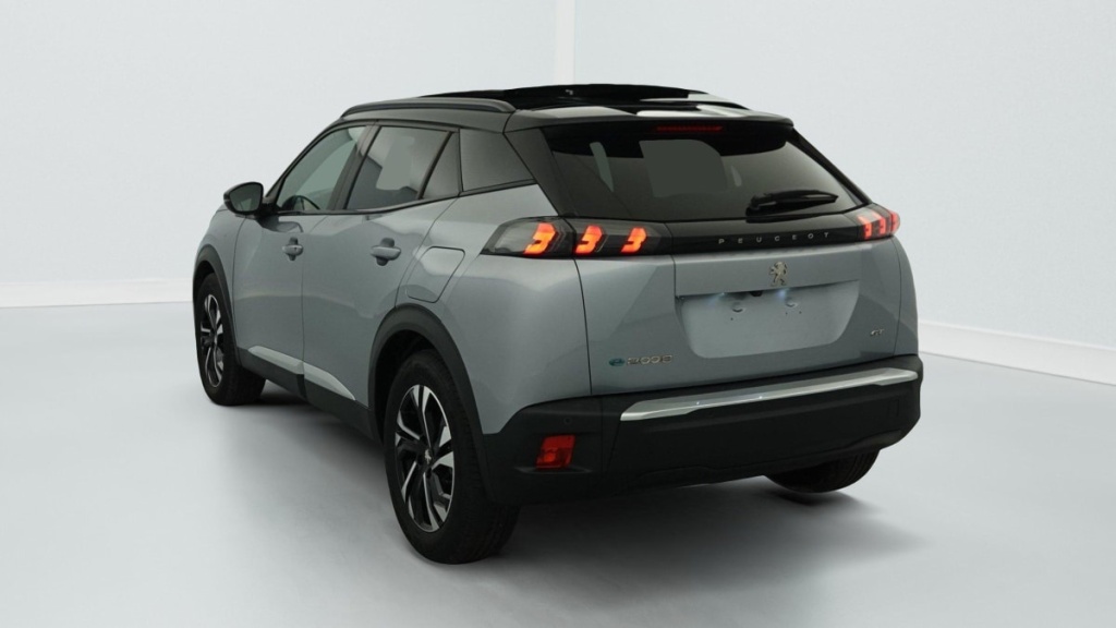 PEUGEOT 2008 ELECTRIQUE 136 ch GT - ref: 1-350814 - Photo 5