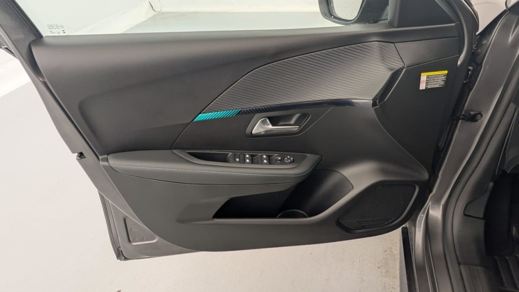 PEUGEOT 208 PureTech 100 S S BVM6 Allure - ref: 1-350818 - Photo 19