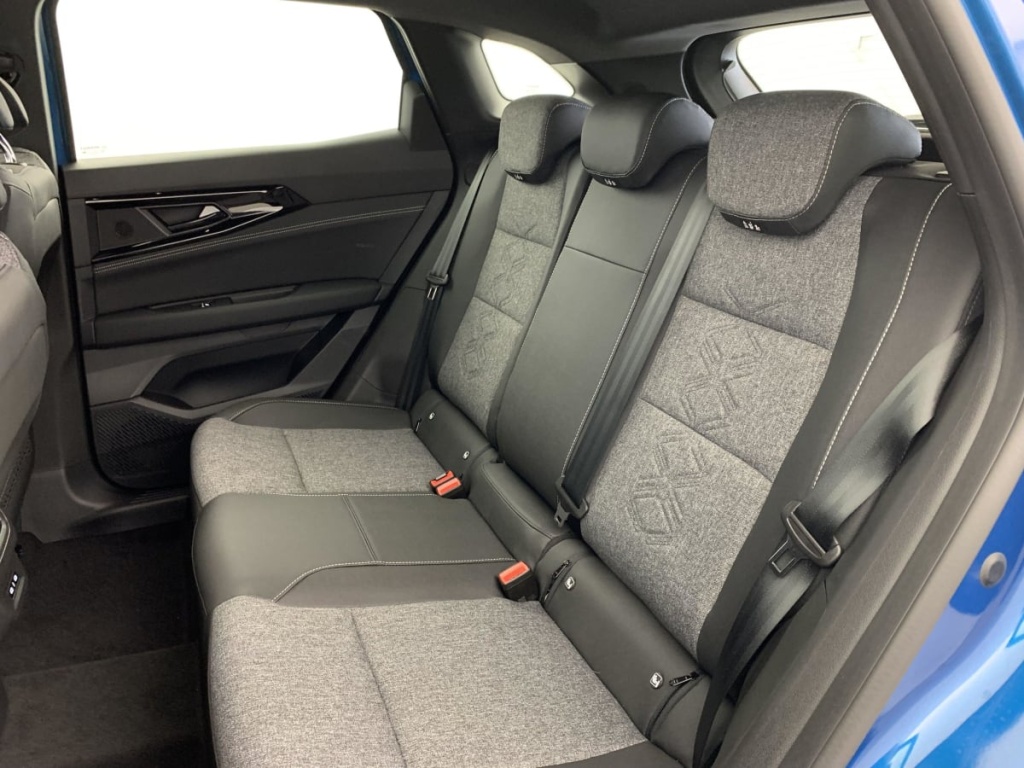 RENAULT AUSTRAL NOUVEAU FULL HYBRID E-TECH 200 CH EVOLUTION - ref: 1-351230 - Photo 18