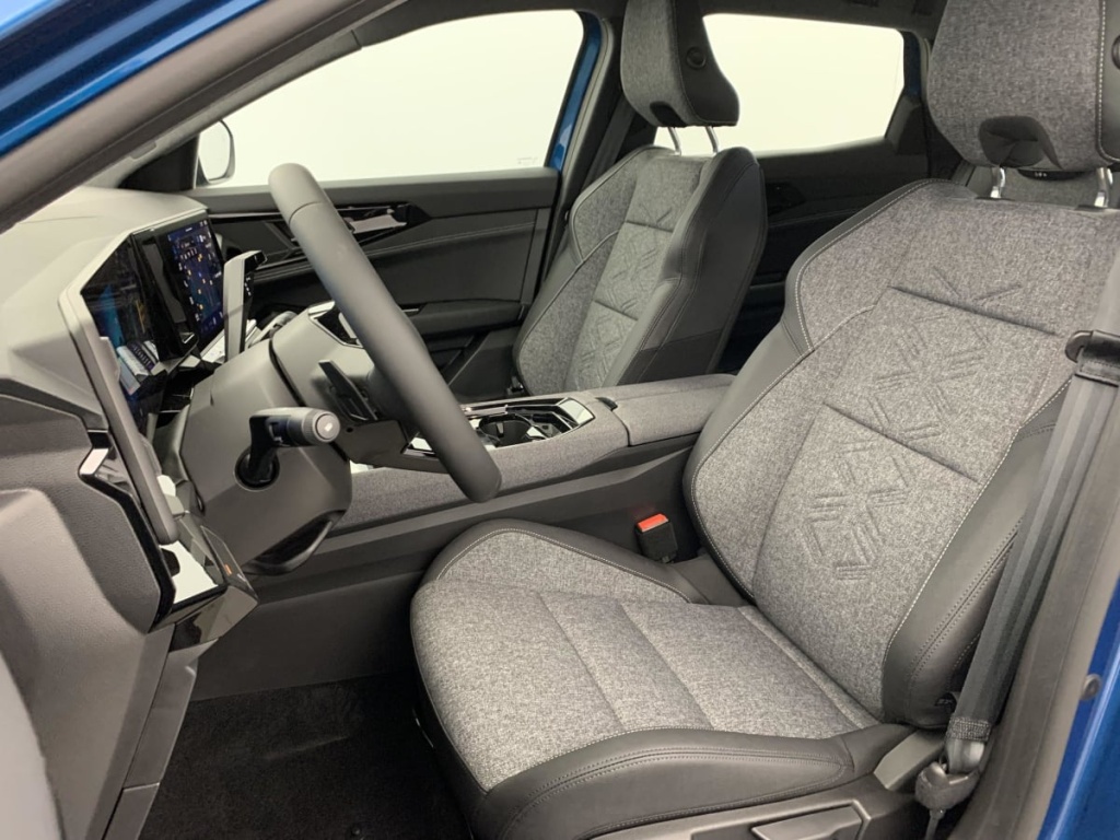 RENAULT AUSTRAL NOUVEAU FULL HYBRID E-TECH 200 CH EVOLUTION - ref: 1-351230 - Photo 19