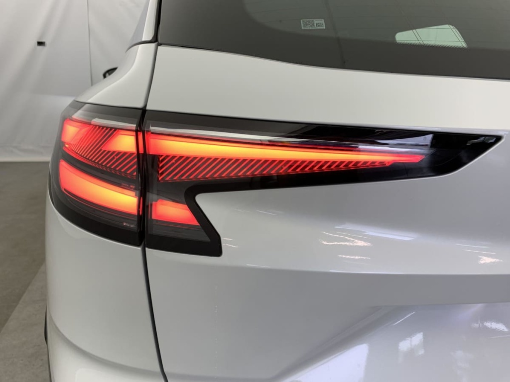 RENAULT Austral FULL HYBRID E-TECH 200 CH EVOLUTION - ref: 1-351236 - Photo 19