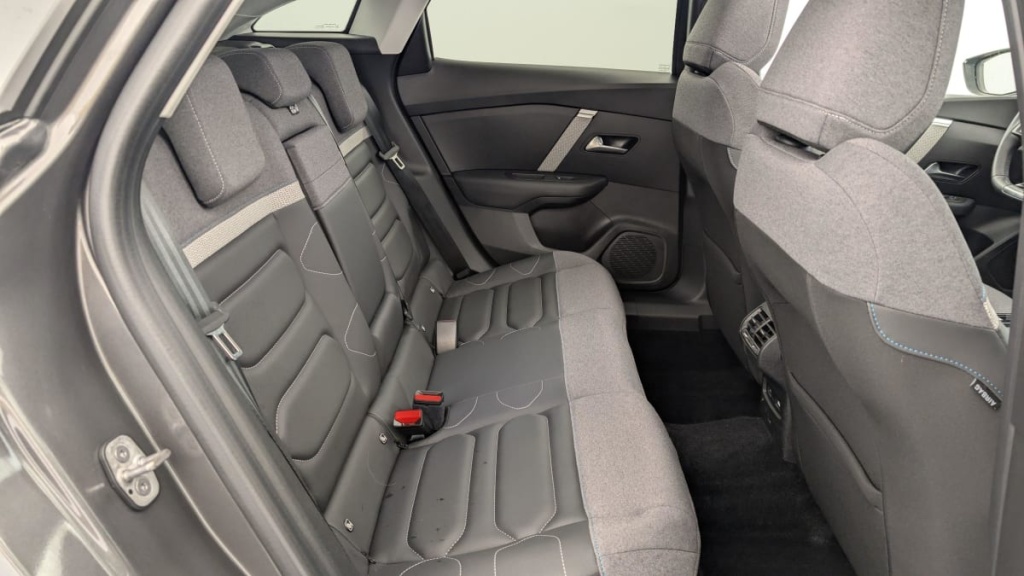 CITROEN C4 PureTech 130 S S BVM6 Shine - ref: 1-351269 - Photo 10