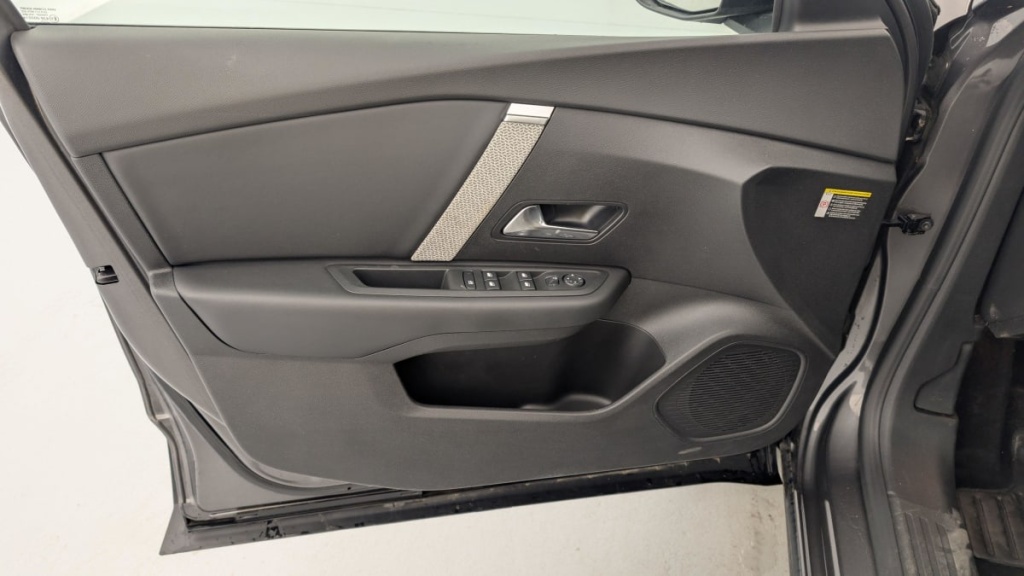 CITROEN C4 PureTech 130 S S BVM6 Shine - ref: 1-351274 - Photo 19