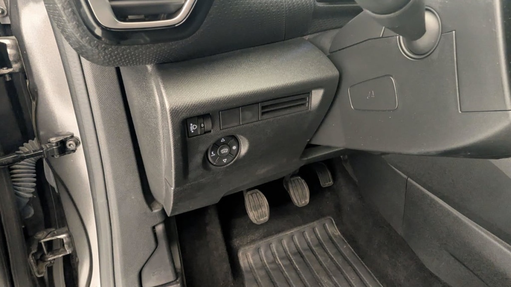 CITROEN C4 PureTech 130 S S BVM6 Shine - ref: 1-351275 - Photo 20