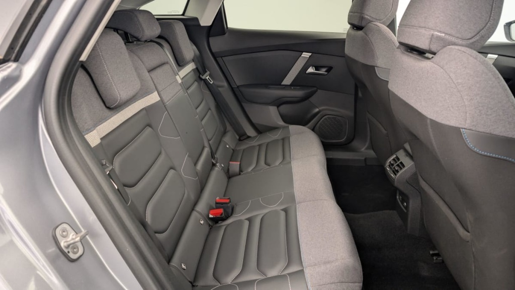 CITROEN C4 PureTech 130 S S BVM6 Shine - ref: 1-351279 - Photo 10