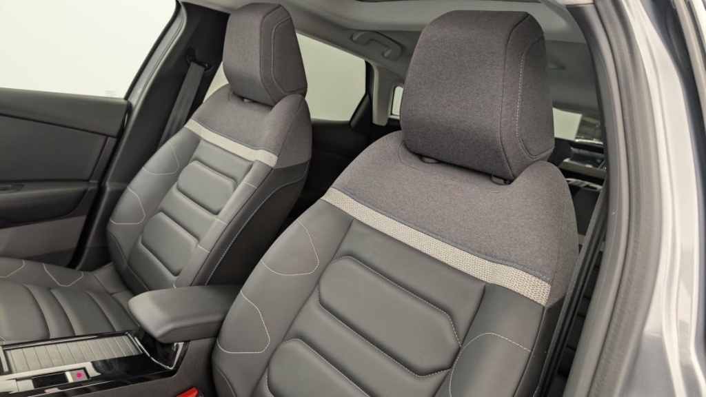 CITROEN C4 PureTech 130 S S BVM6 Shine - ref: 1-351281 - Photo 16