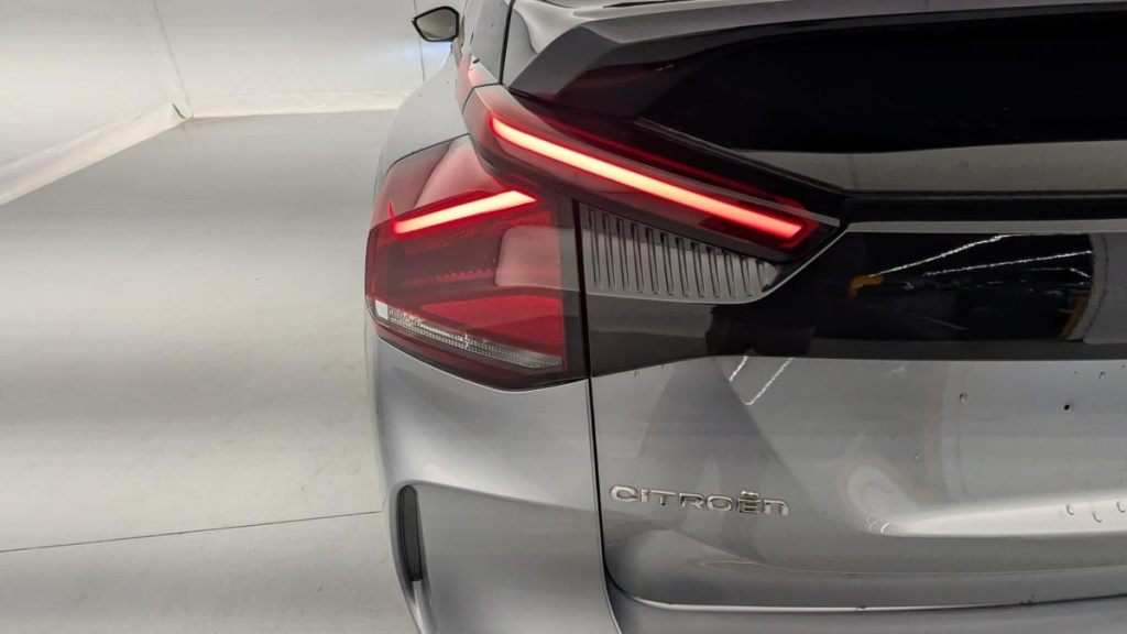 CITROEN C4 PureTech 130 S S BVM6 Shine - ref: 1-351282 - Photo 17