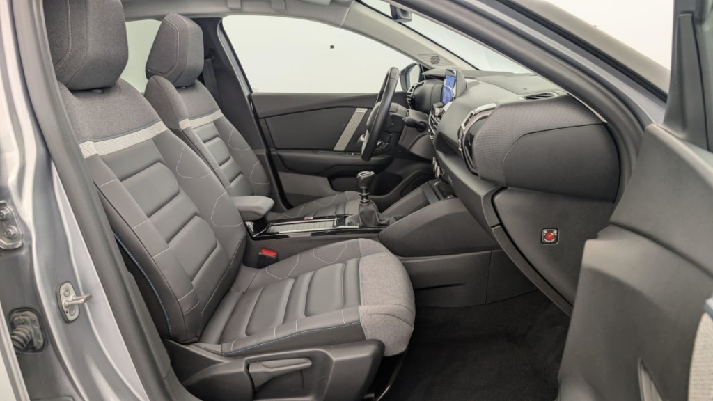 CITROEN C4 PureTech 130 S S BVM6 Shine - ref: 1-351290 - Photo 9