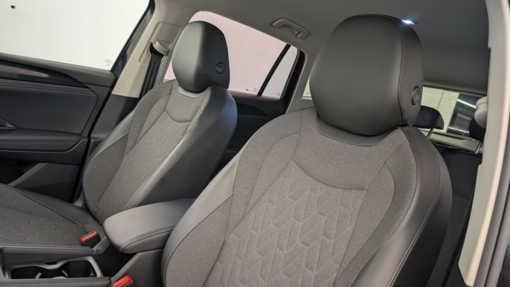 VOLKSWAGEN Tiguan 1.5 eTSI 131ch DSG7 Life Plus - ref: 1-351295 - Photo 16
