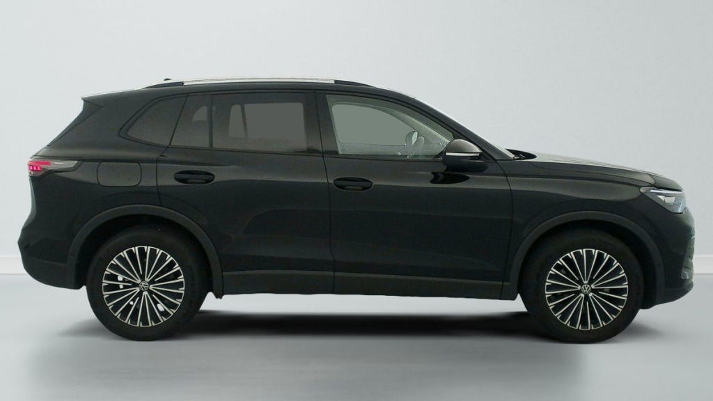 VOLKSWAGEN Tiguan 1.5 eTSI 131ch DSG7 Life Plus - ref: 1-351295 - Photo 8
