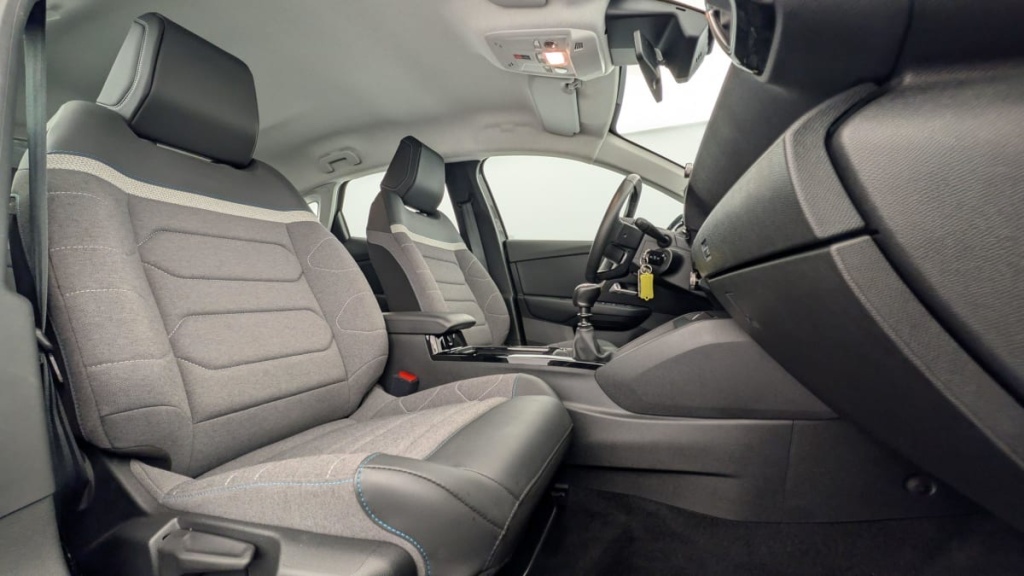 CITROEN C4 PureTech 130 S S BVM6 Feel Pack - ref: 1-351301 - Photo 9