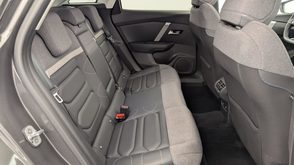 CITROEN C4 PureTech 130 S S BVM6 Shine - ref: 1-351405 - Photo 10