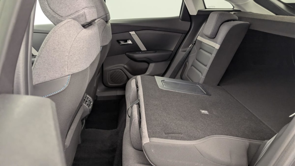 CITROEN C4 PureTech 130 S S BVM6 Shine - ref: 1-351405 - Photo 12