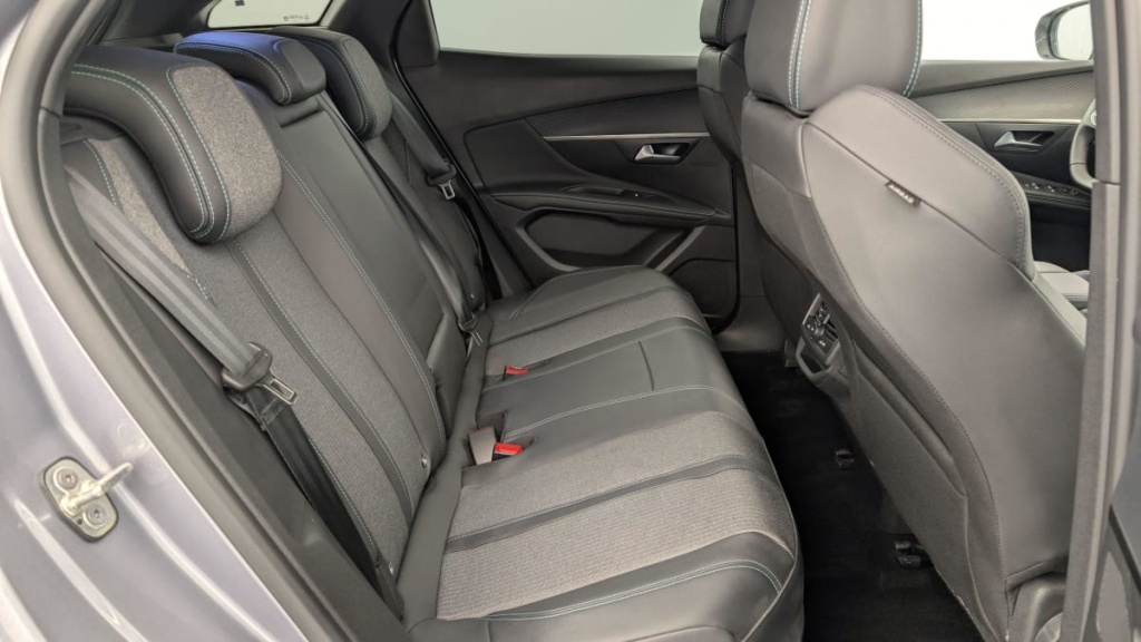 PEUGEOT 3008 Hybrid 180 e-EAT8 Allure Pack - ref: 1-351563 - Photo 10
