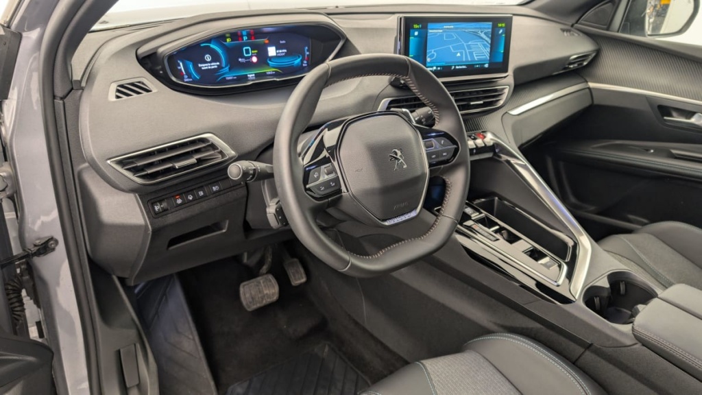 PEUGEOT 3008 Hybrid 180 e-EAT8 Allure Pack - ref: 1-351565 - Photo 15