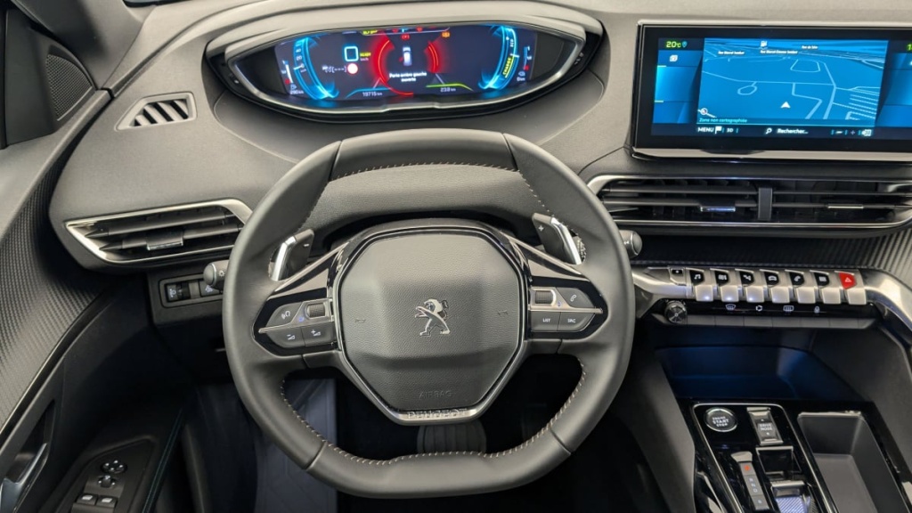 PEUGEOT 3008 Hybrid 180 e-EAT8 Allure Pack - ref: 1-351581 - Photo 14