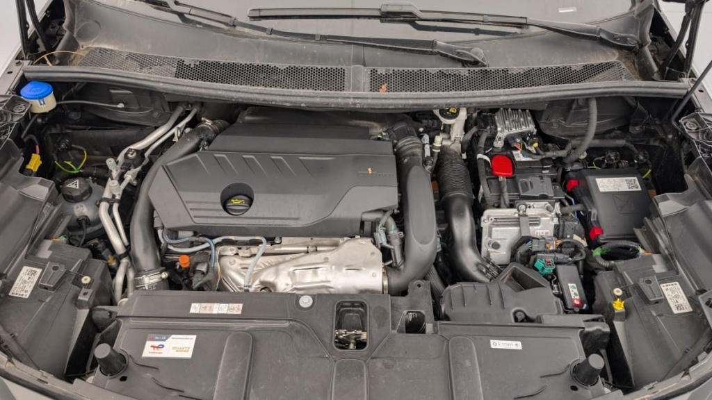 PEUGEOT 3008 Hybrid 180 e-EAT8 Allure Pack - ref: 1-351584 - Photo 20