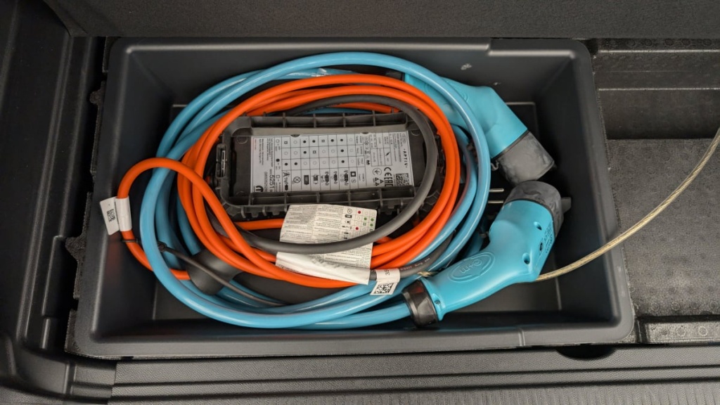 PEUGEOT 3008 Hybrid 180 e-EAT8 Allure Pack - ref: 1-351589 - Photo 20