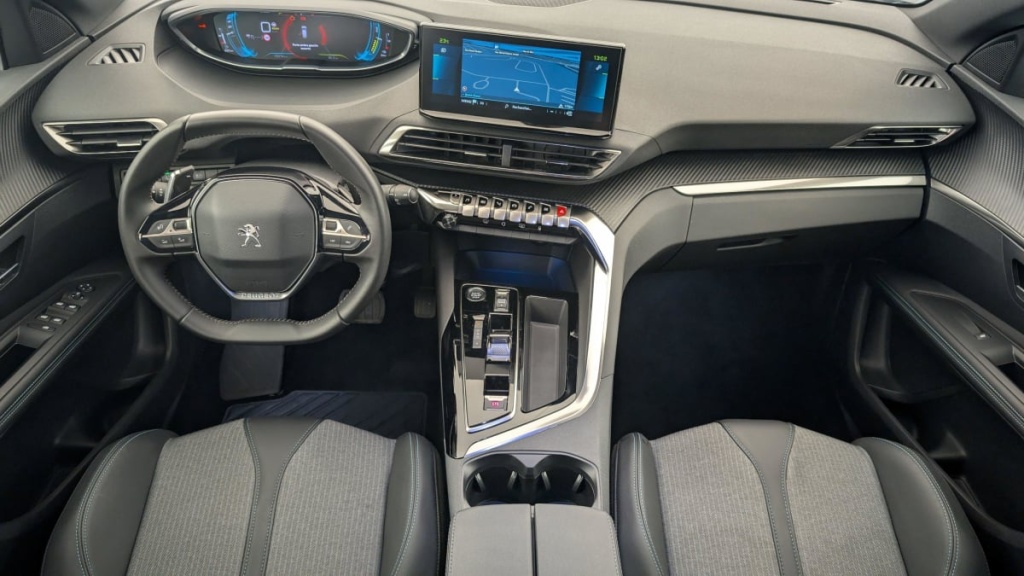 PEUGEOT 3008 Hybrid 180 e-EAT8 Allure Pack - ref: 1-351591 - Photo 13
