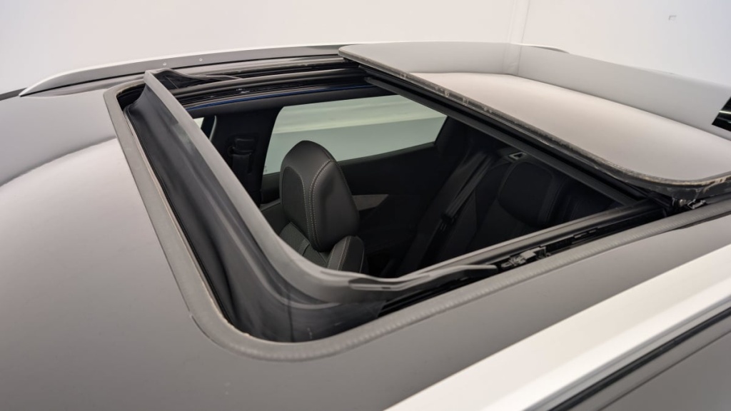 PEUGEOT 3008 Hybrid4 300 e-EAT8 GT - ref: 1-351608 - Photo 20