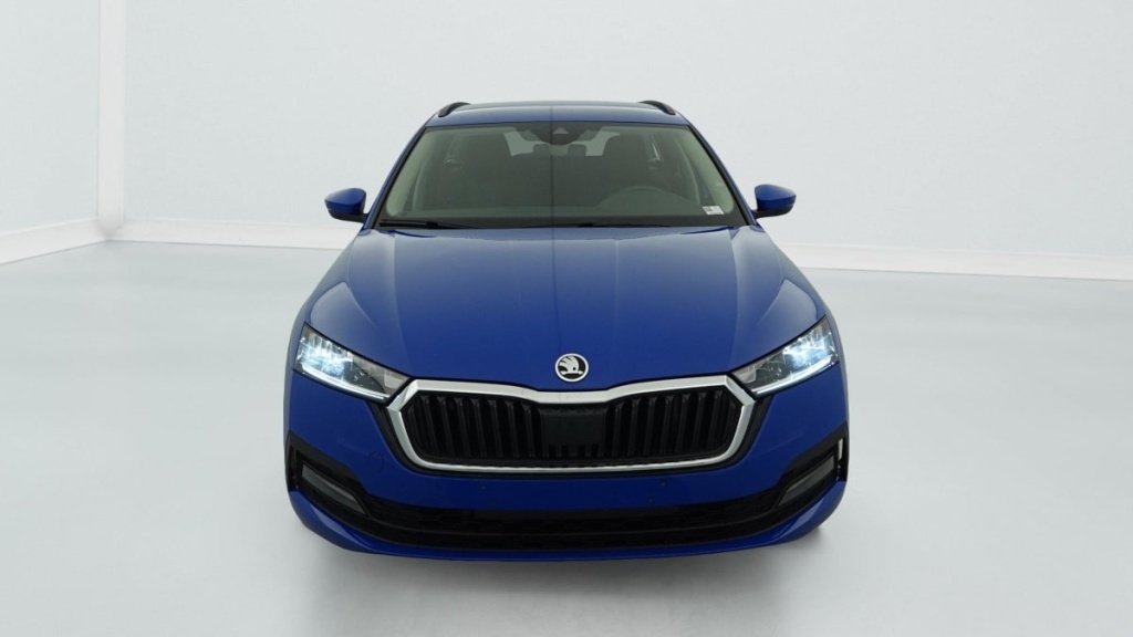 SKODA Octavia Combi 1.4 TSI PHEV iV 204 ch DSG6e Ambition - ref: 1-351634 - Photo 2