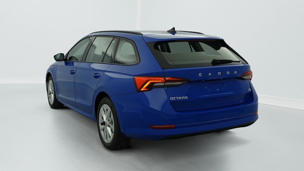 SKODA Octavia Combi 1.4 TSI PHEV iV 204 ch DSG6e Ambition - ref: 1-351634 - Photo 5