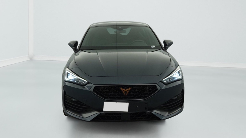 CUPRA Leon 1.4 E-HYBRID 204 CH DSG6 V - ref: 1-351804 - Photo 2