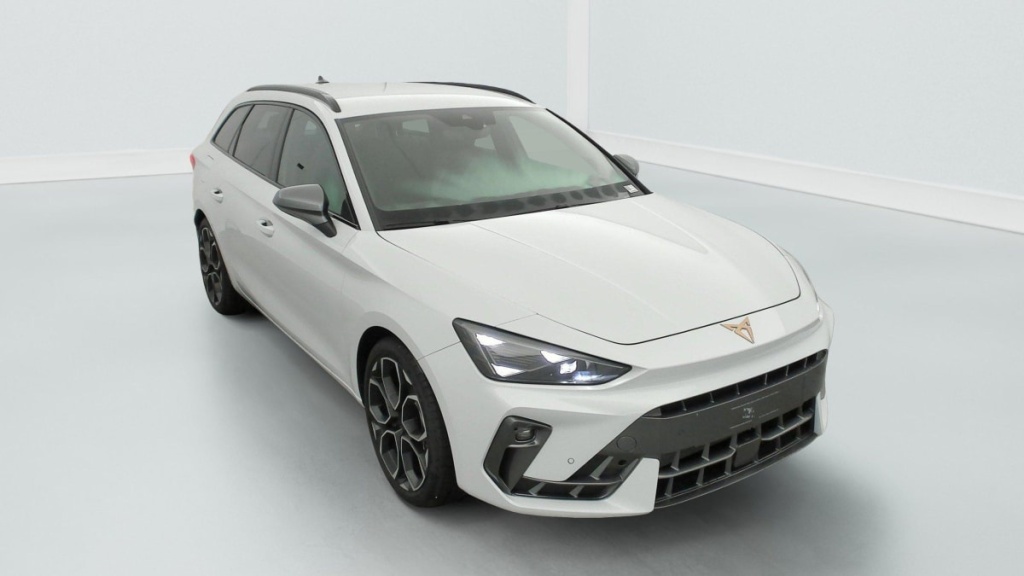 CUPRA LEON Sportstourer eHybrid 204 ch DSG6 V - ref: 1-351845 - Photo 1