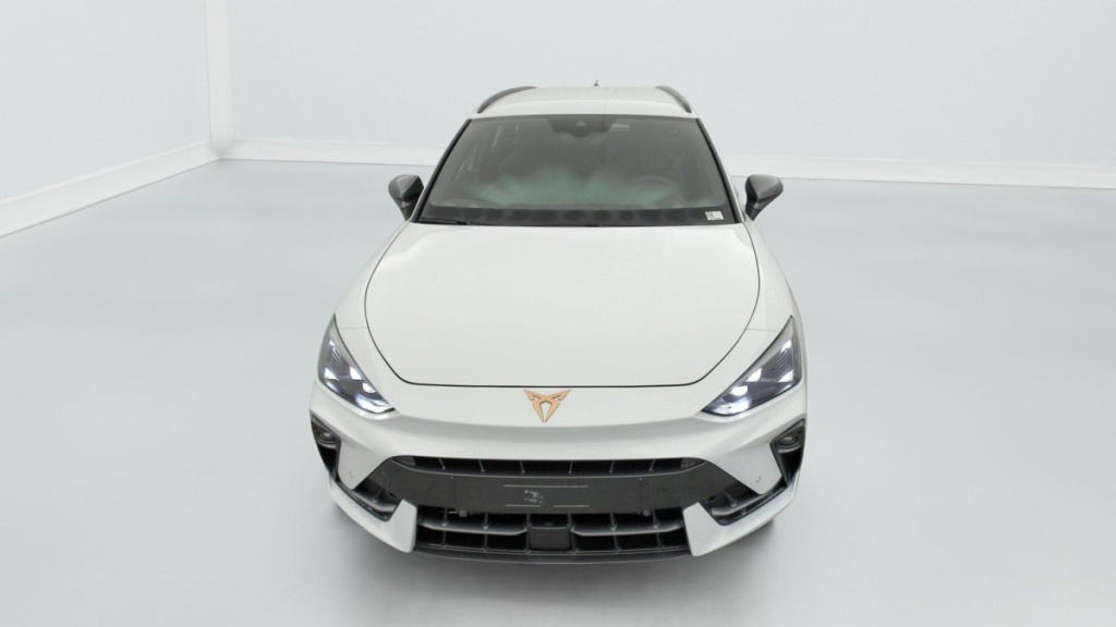 CUPRA LEON Sportstourer eHybrid 204 ch DSG6 V - ref: 1-351845 - Photo 2