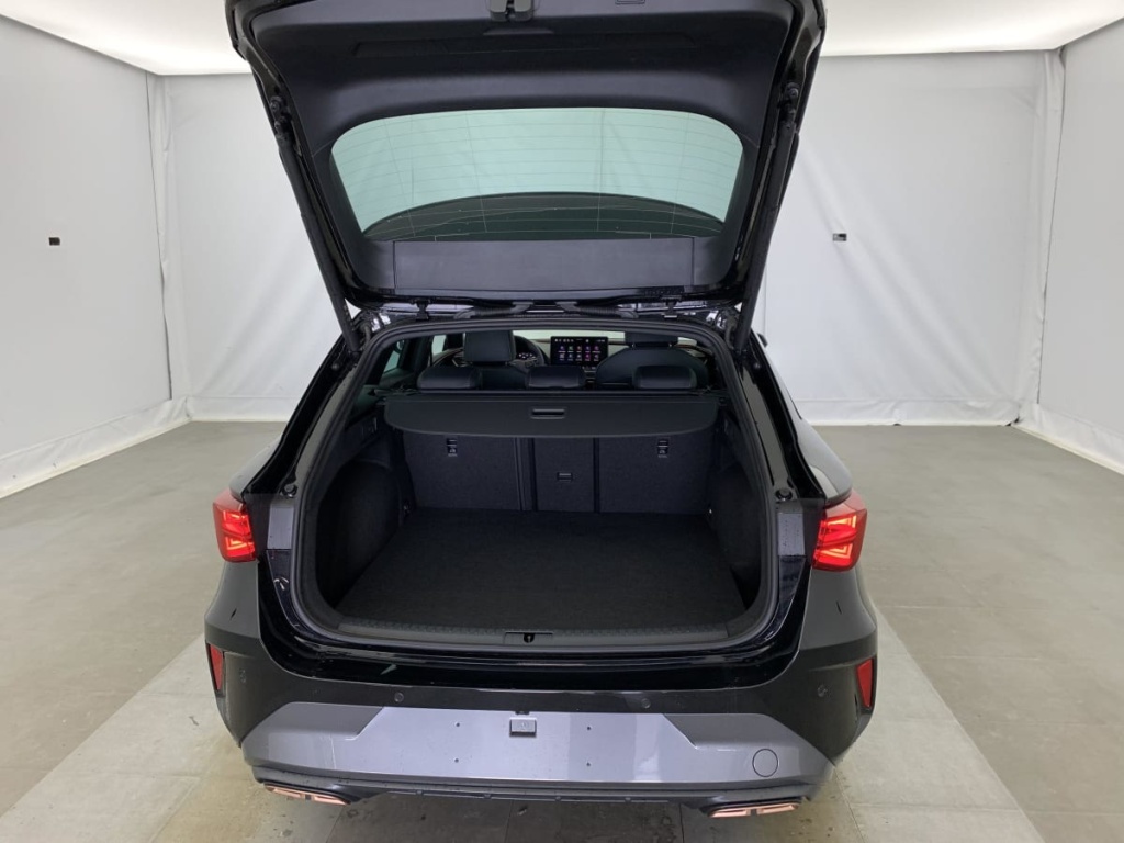 CUPRA Leon Sportstourer eHybrid 204 ch DSG6 V - ref: 1-351847 - Photo 11