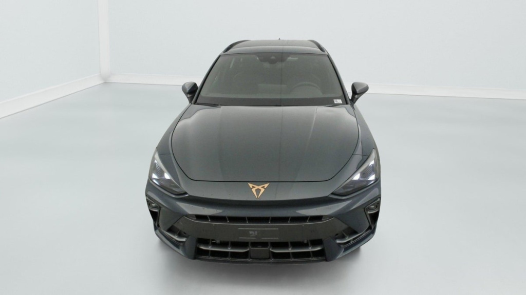 CUPRA LEON Sportstourer eHybrid 204 ch DSG6 V - ref: 1-351854 - Photo 2