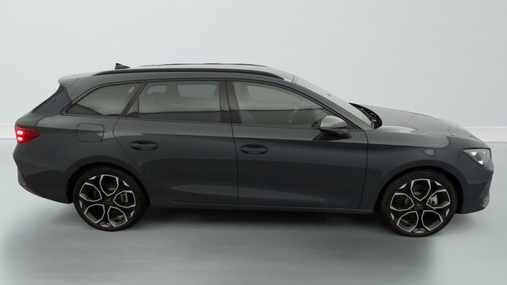 CUPRA LEON Sportstourer eHybrid 204 ch DSG6 V - ref: 1-351854 - Photo 8
