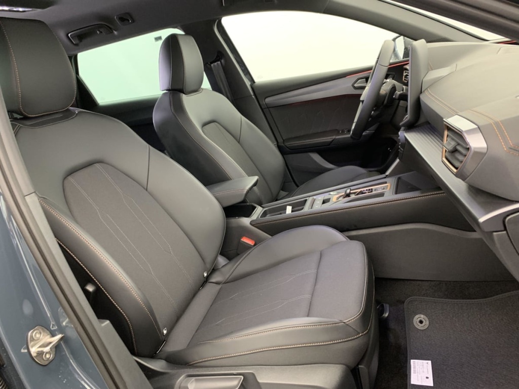 CUPRA LEON Sportstourer eHybrid 204 ch DSG6 V - ref: 1-351854 - Photo 9