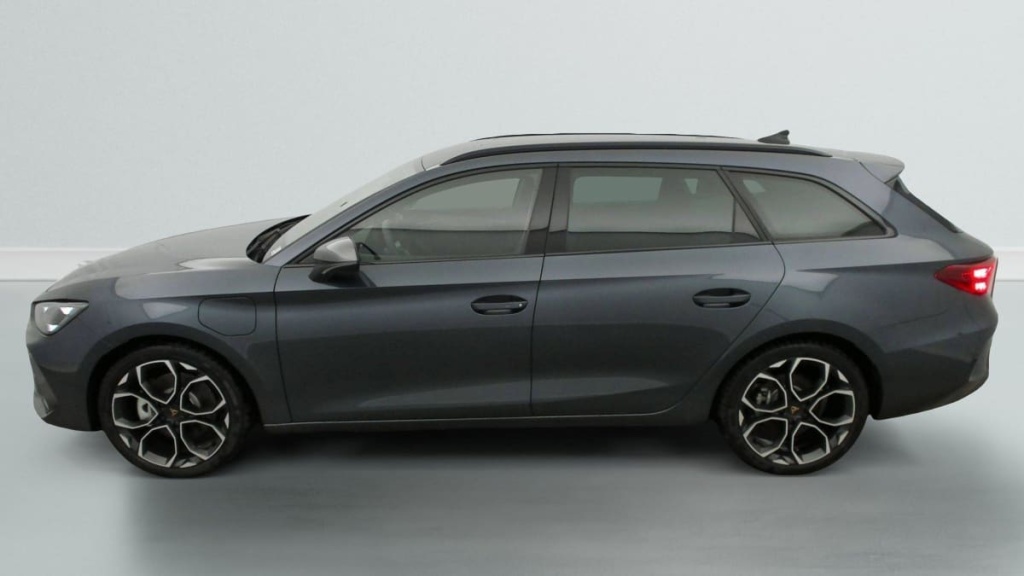 CUPRA LEON Sportstourer eHybrid 204 ch DSG6 V - ref: 1-351860 - Photo 4