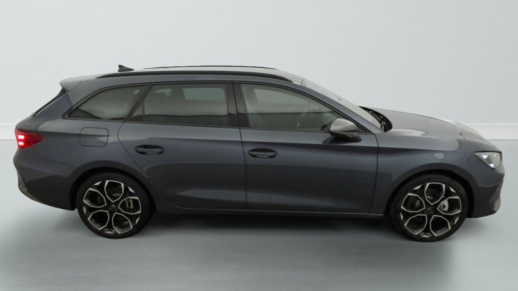 CUPRA LEON Sportstourer eHybrid 204 ch DSG6 V - ref: 1-351860 - Photo 8