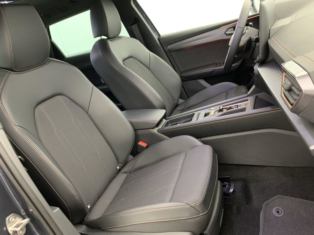 CUPRA LEON Sportstourer eHybrid 204 ch DSG6 V - ref: 1-351860 - Photo 9