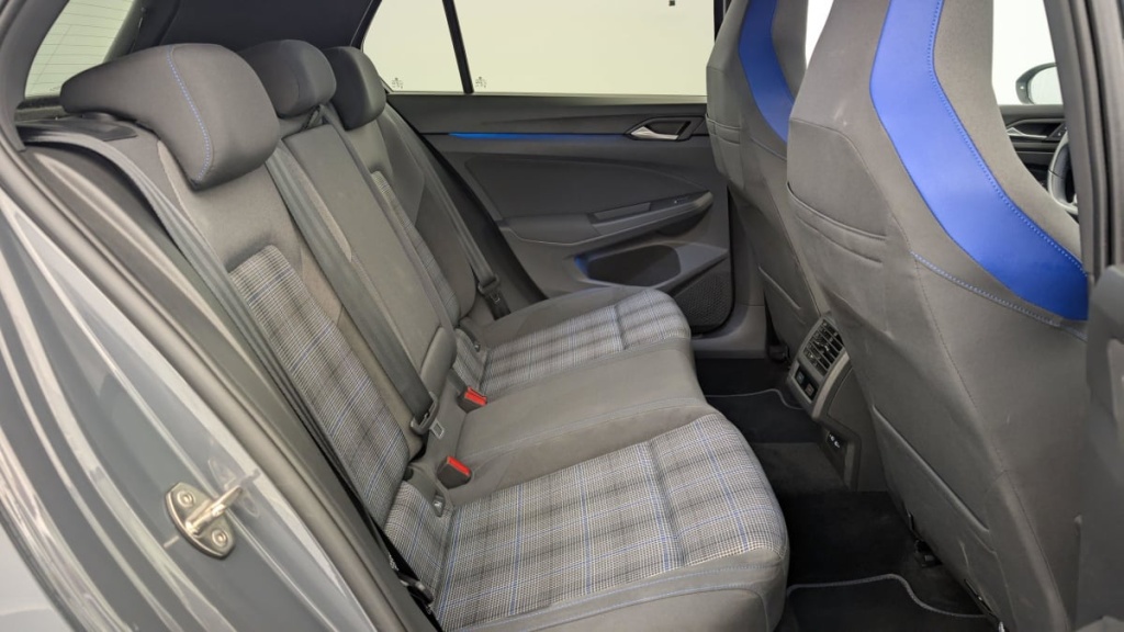 VOLKSWAGEN Golf 1.4 Hybrid Rechargeable OPF 245 DSG6 GTE - ref: 1-353060 - Photo 10
