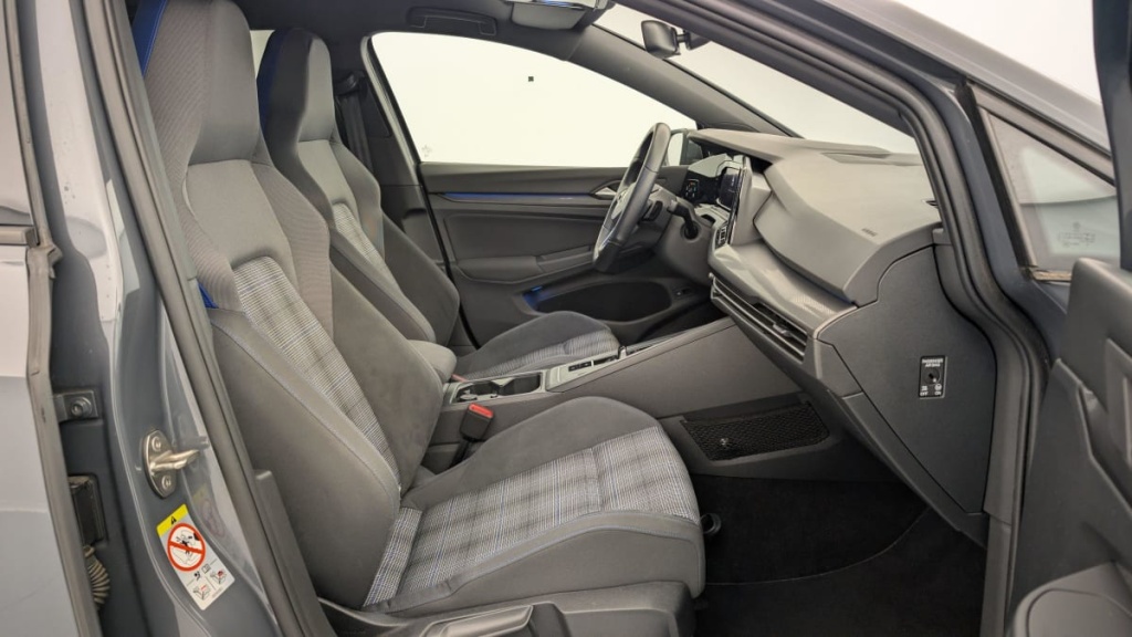 VOLKSWAGEN Golf 1.4 Hybrid Rechargeable OPF 245 DSG6 GTE - ref: 1-353060 - Photo 9